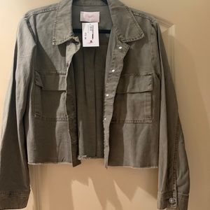 Cropped army jacket